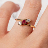 Ruby and old cut diamond three-stone (18kt) Ring