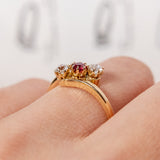 Ruby and old cut diamond three-stone (18kt) Ring