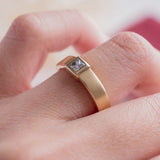 Princess Cut Diamond Solitaire (18kt) Ring