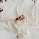 Star Set 3-stone baby (10kt) ring