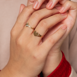 Minimal Heart Signet (9kt) Ring