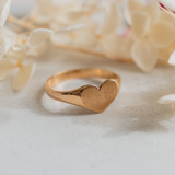 Minimal Heart Signet (9kt) Ring