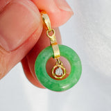 RESERVED FOR K | Jade and Dancing Diamond (18kt) Charm